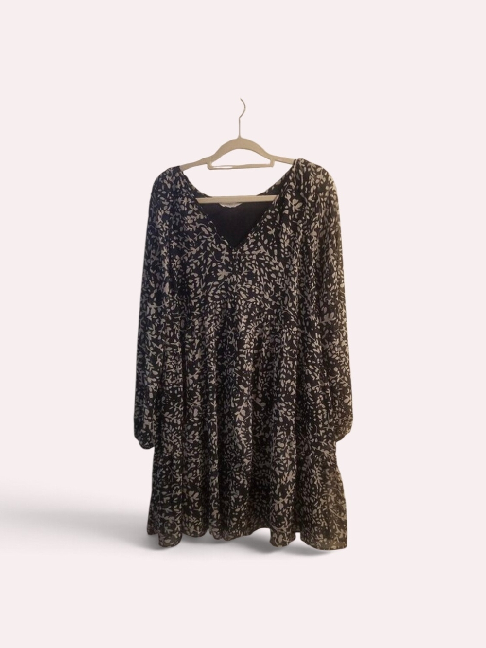 Time and Tru Black & White Floral Asymmetrical Tier Dress